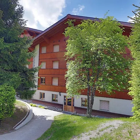 Mondzeu F48 Apartment